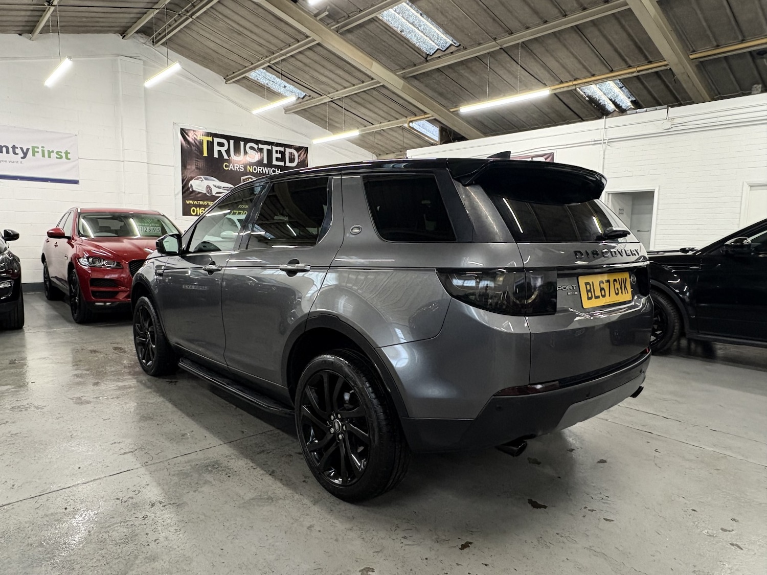 Used Land Rover Discovery Sport 2017 for sale - 77129610: Photo 3