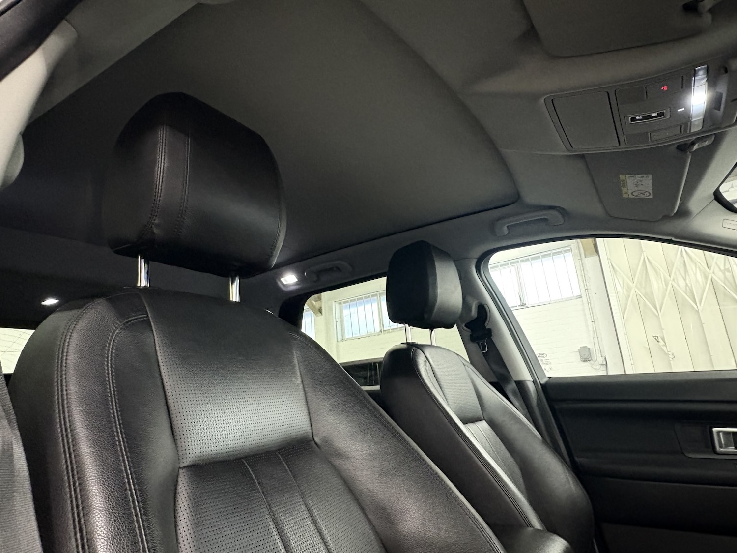 Used Land Rover Discovery Sport 2017 for sale - 77129610: Photo 40