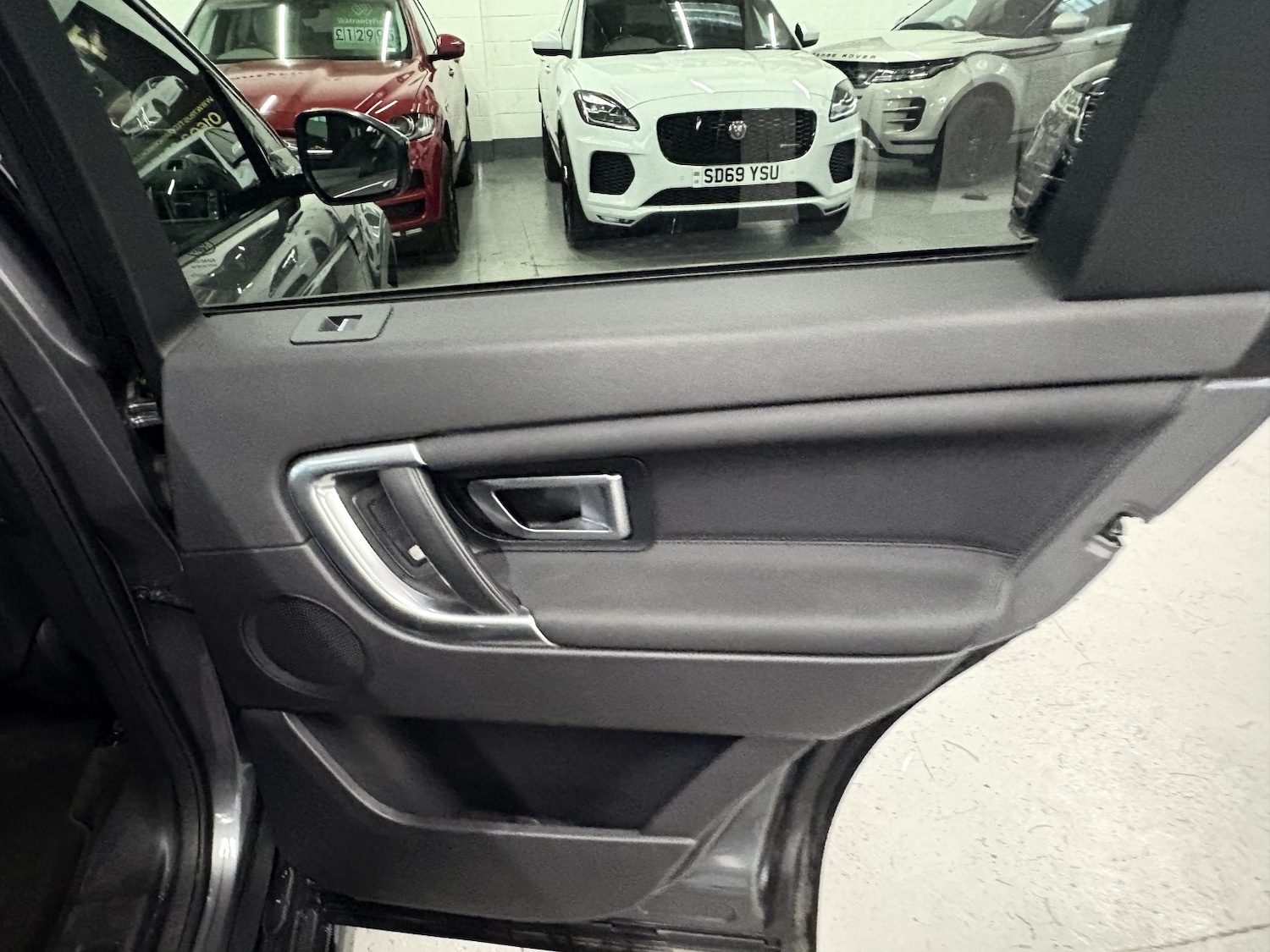 Used Land Rover Discovery Sport 2017 for sale - 77129610: Photo 56