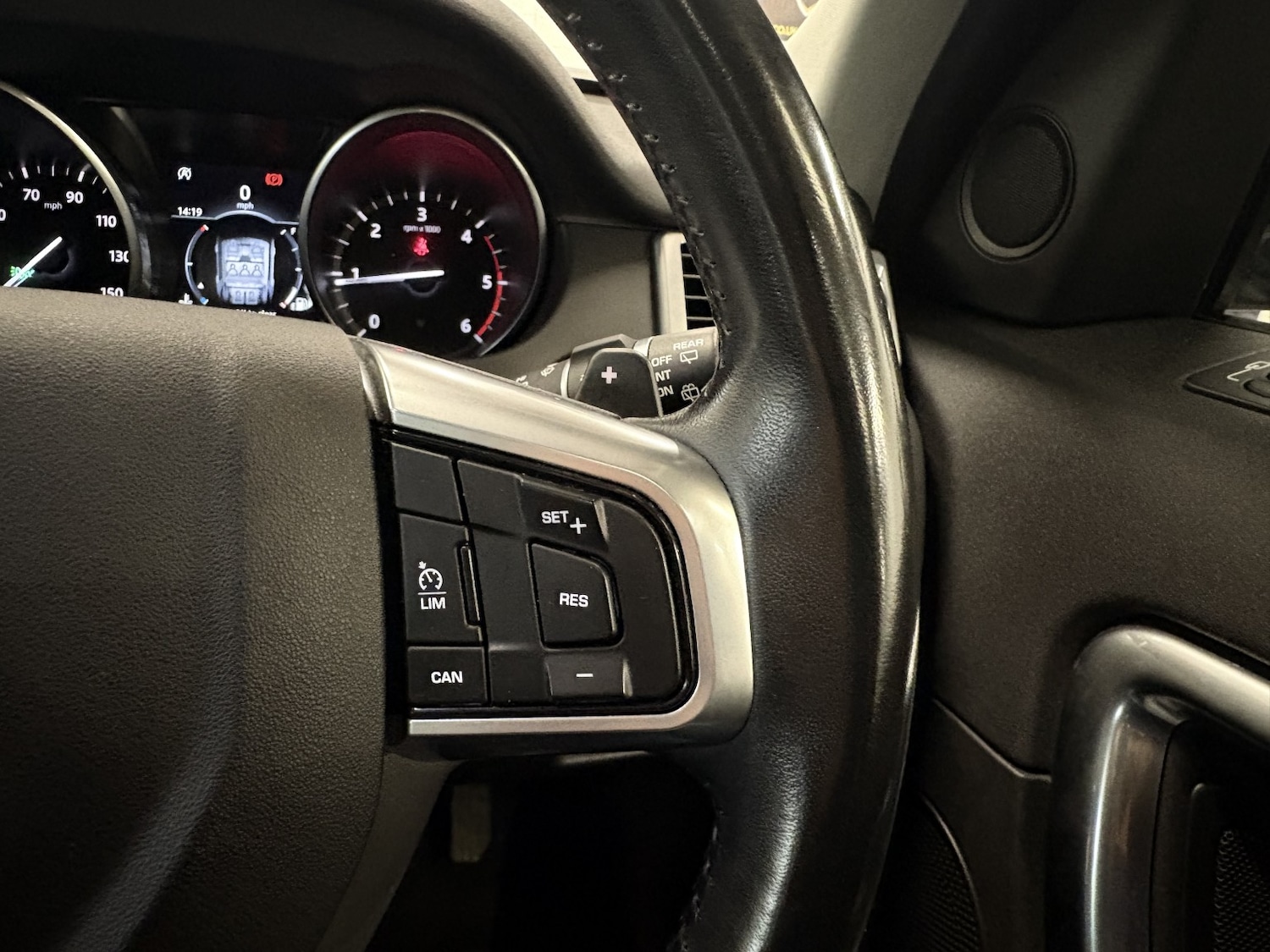 Used Land Rover Discovery Sport 2017 for sale - 77129610: Photo 60