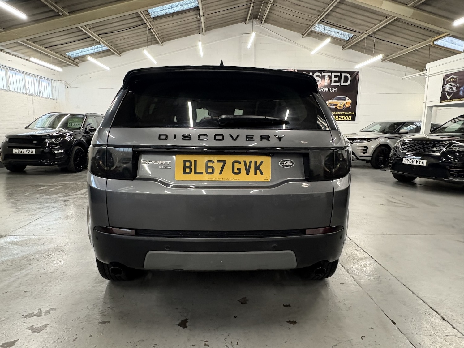 Used Land Rover Discovery Sport 2017 for sale - 77129610: Photo 8