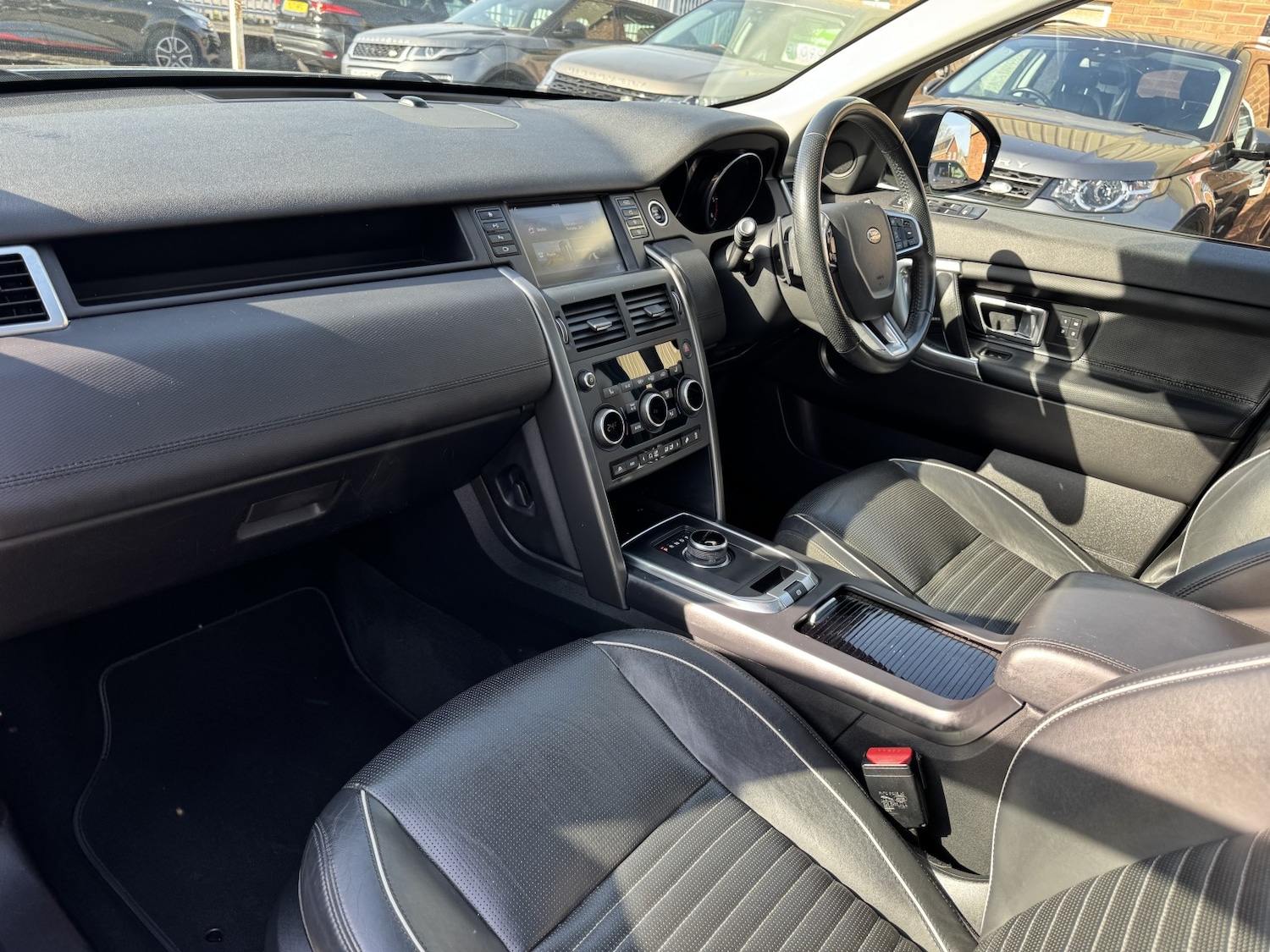 Used Land Rover Discovery Sport 2018 for sale - 78182972: Photo 10