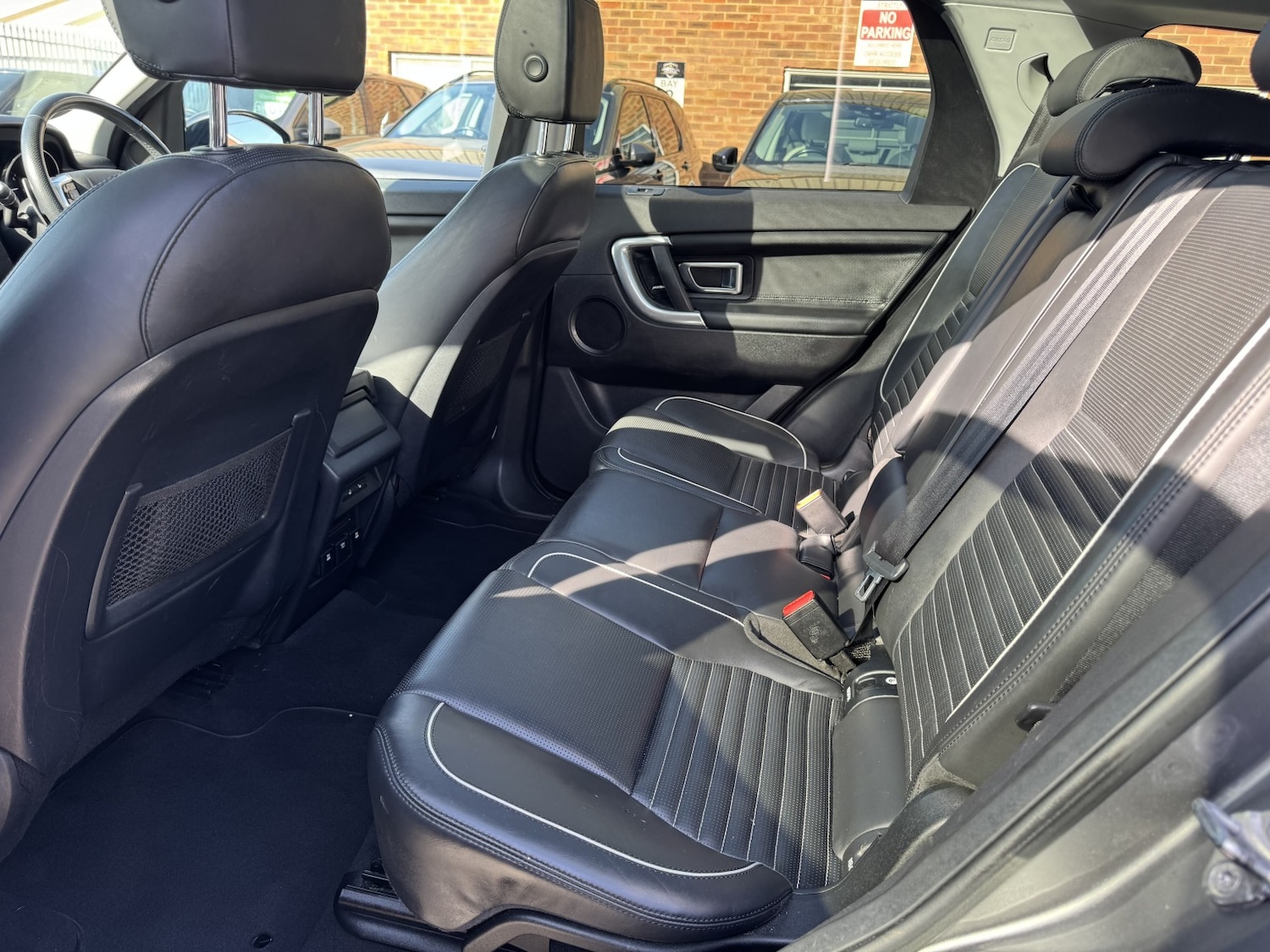 Used Land Rover Discovery Sport 2018 for sale - 78182972: Photo 11