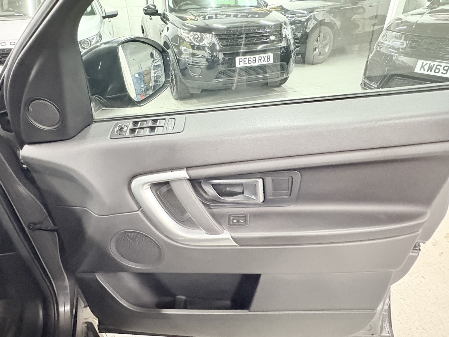 Used Land Rover Discovery Sport 2018 for sale - 77595366: Photo 29