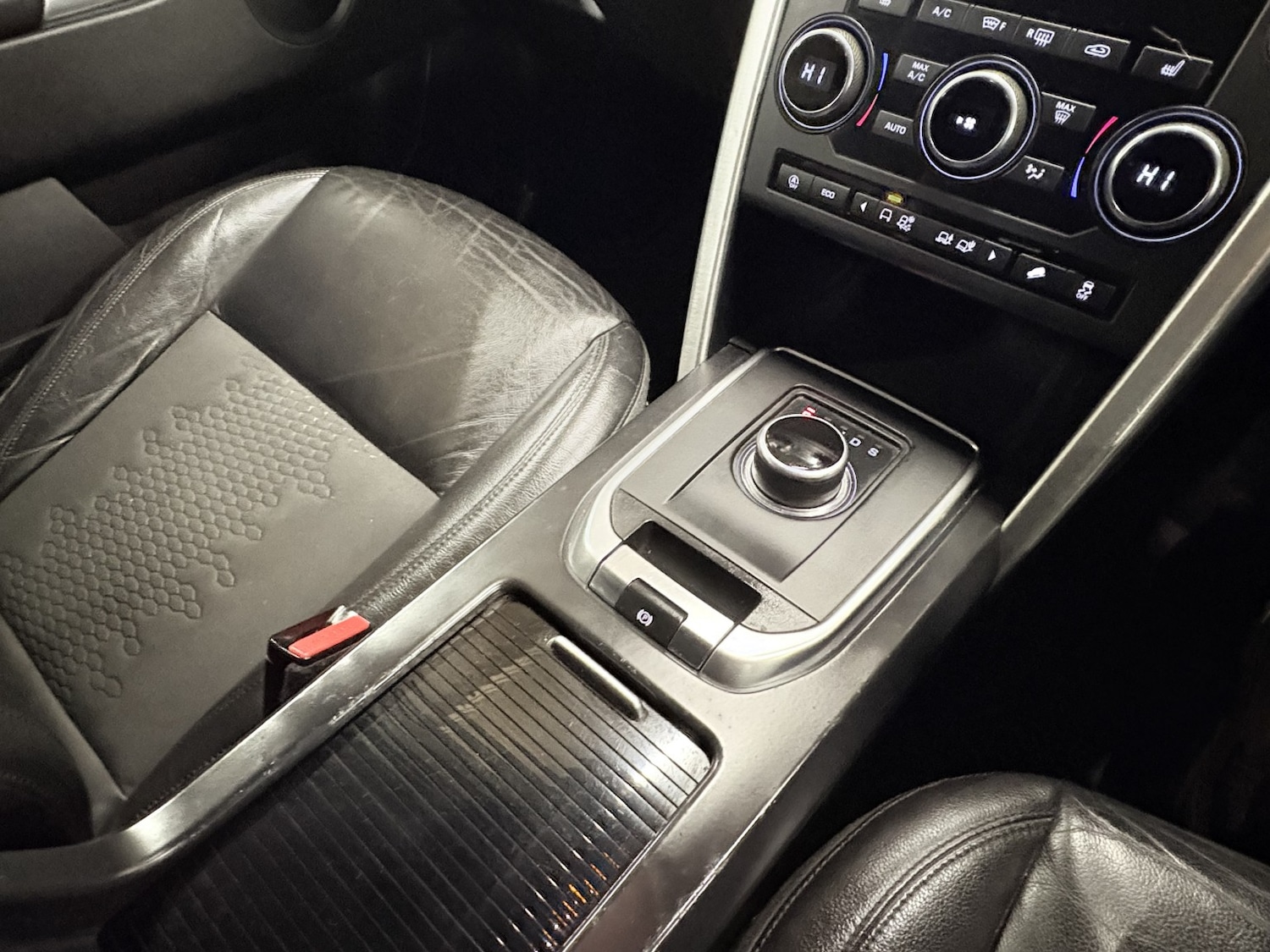 Used Land Rover Discovery Sport 2018 for sale - 77595366: Photo 61