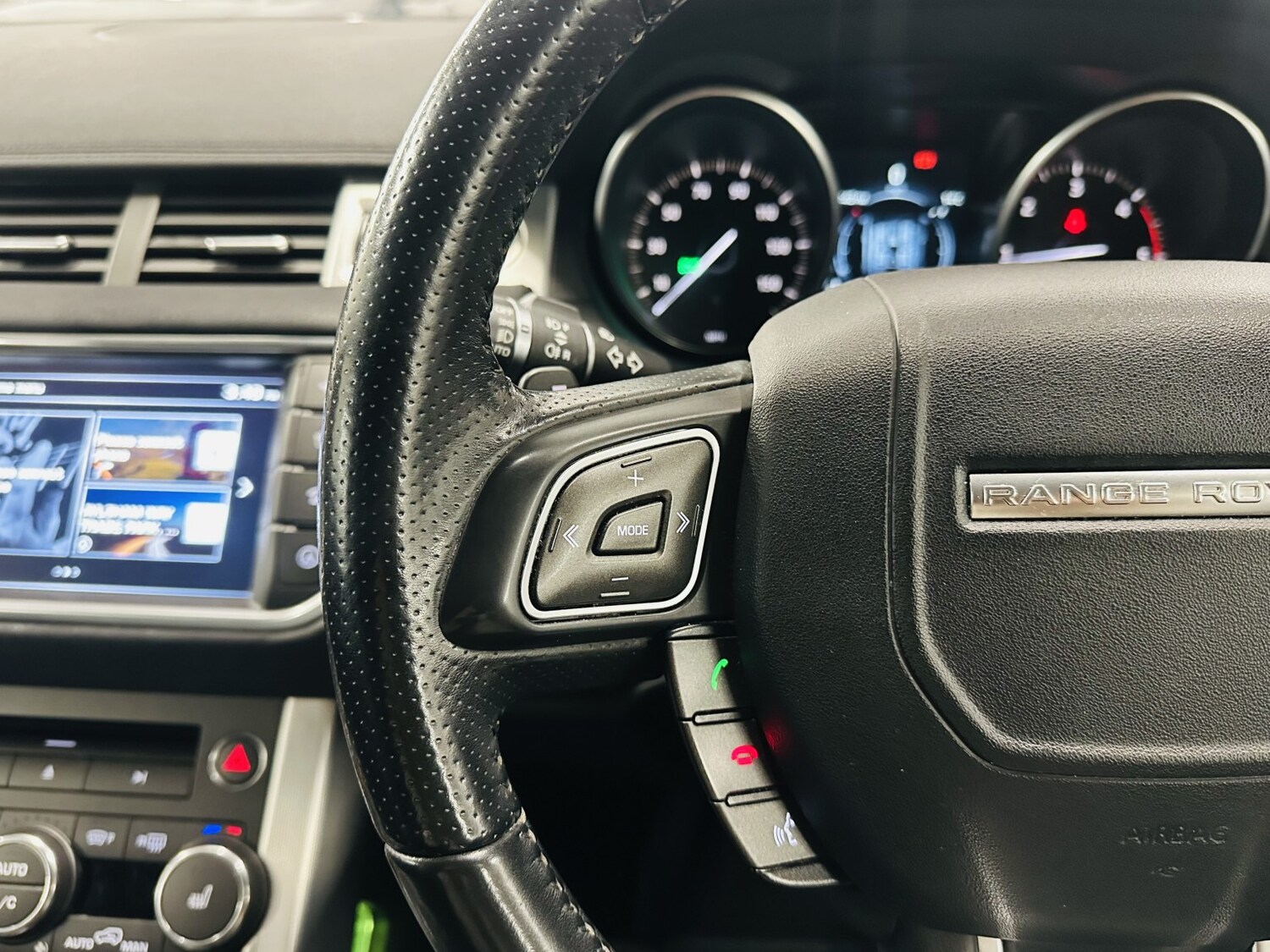 Used Land Rover Range Rover Evoque 2016 for sale - 78182860: Photo 65