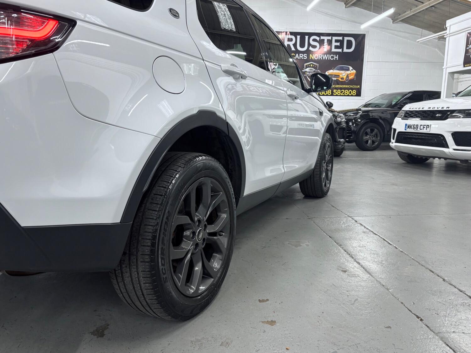 Used Land Rover Discovery Sport 2018 for sale - 76407569: Photo 26