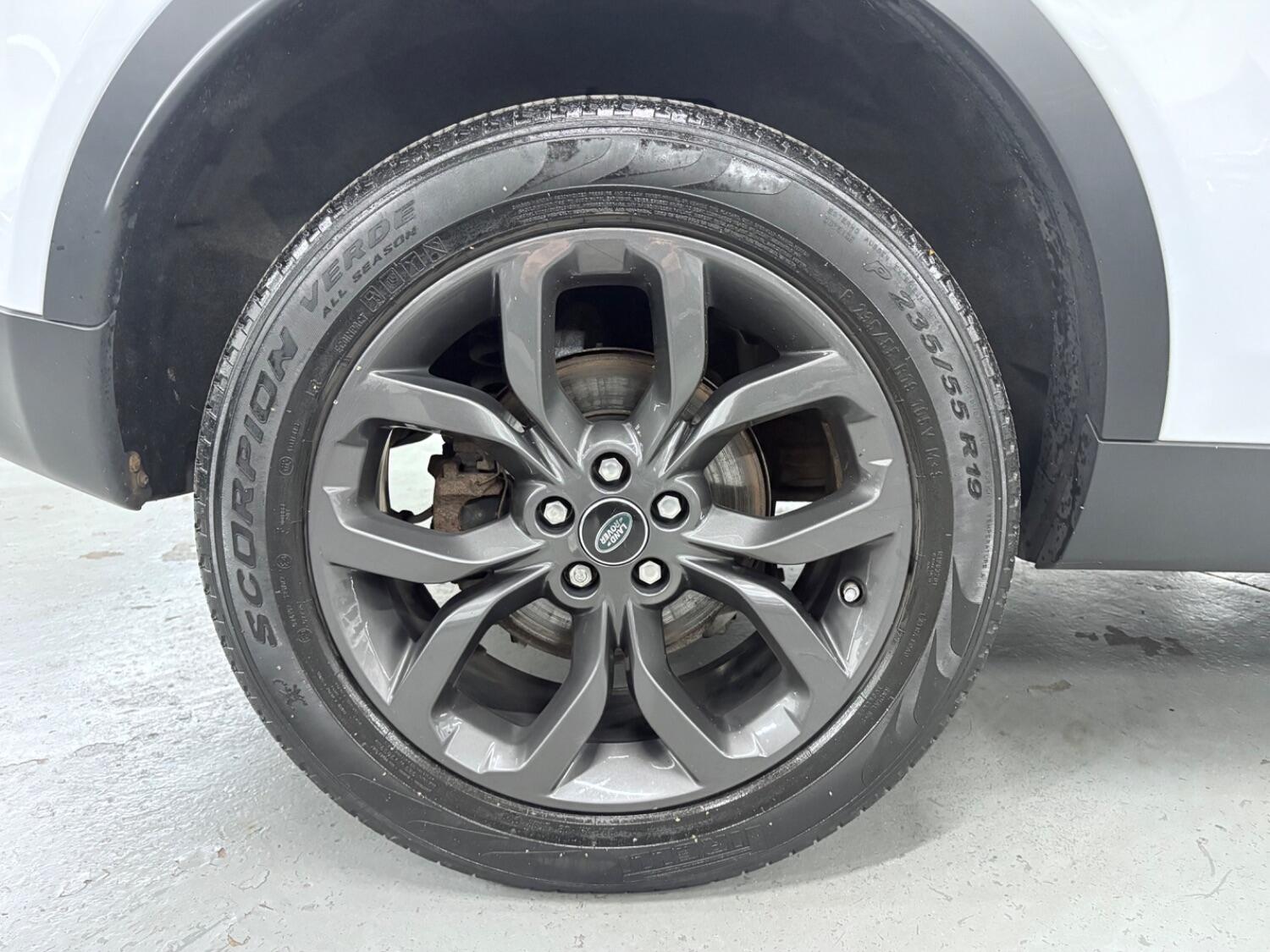 Used Land Rover Discovery Sport 2018 for sale - 76407569: Photo 31