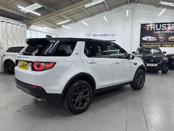 Used Land Rover Discovery Sport 2018 for sale - 76407569: Photo