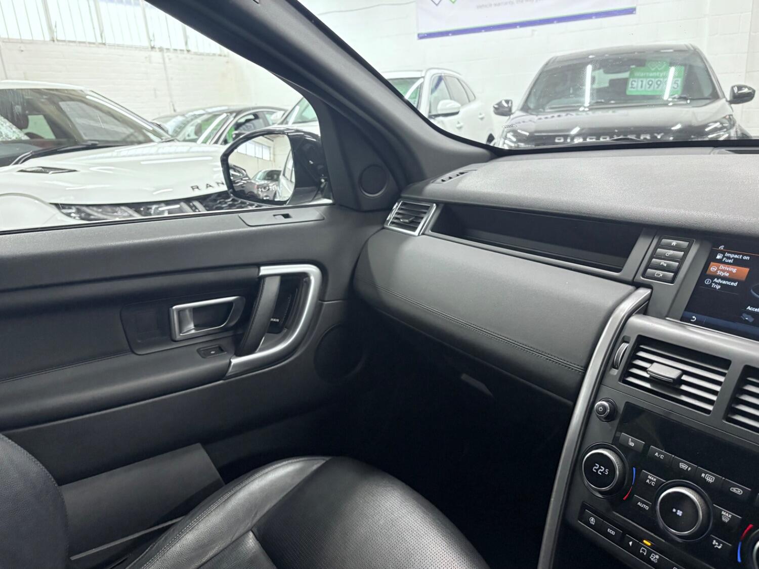 Used Land Rover Discovery Sport 2018 for sale - 76407569: Photo 88