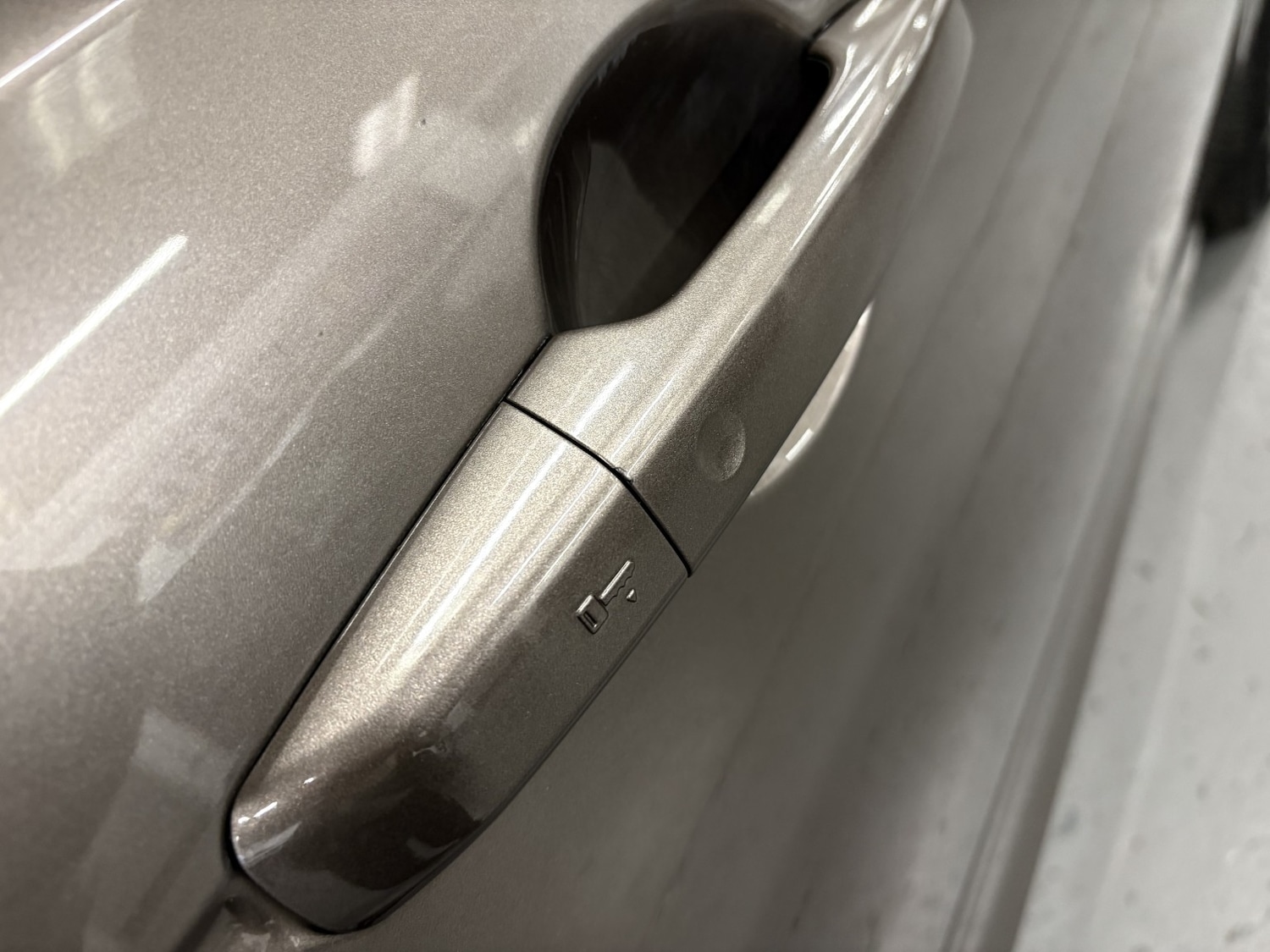 Used Land Rover Discovery Sport 2016 for sale - 78182880: Photo 16