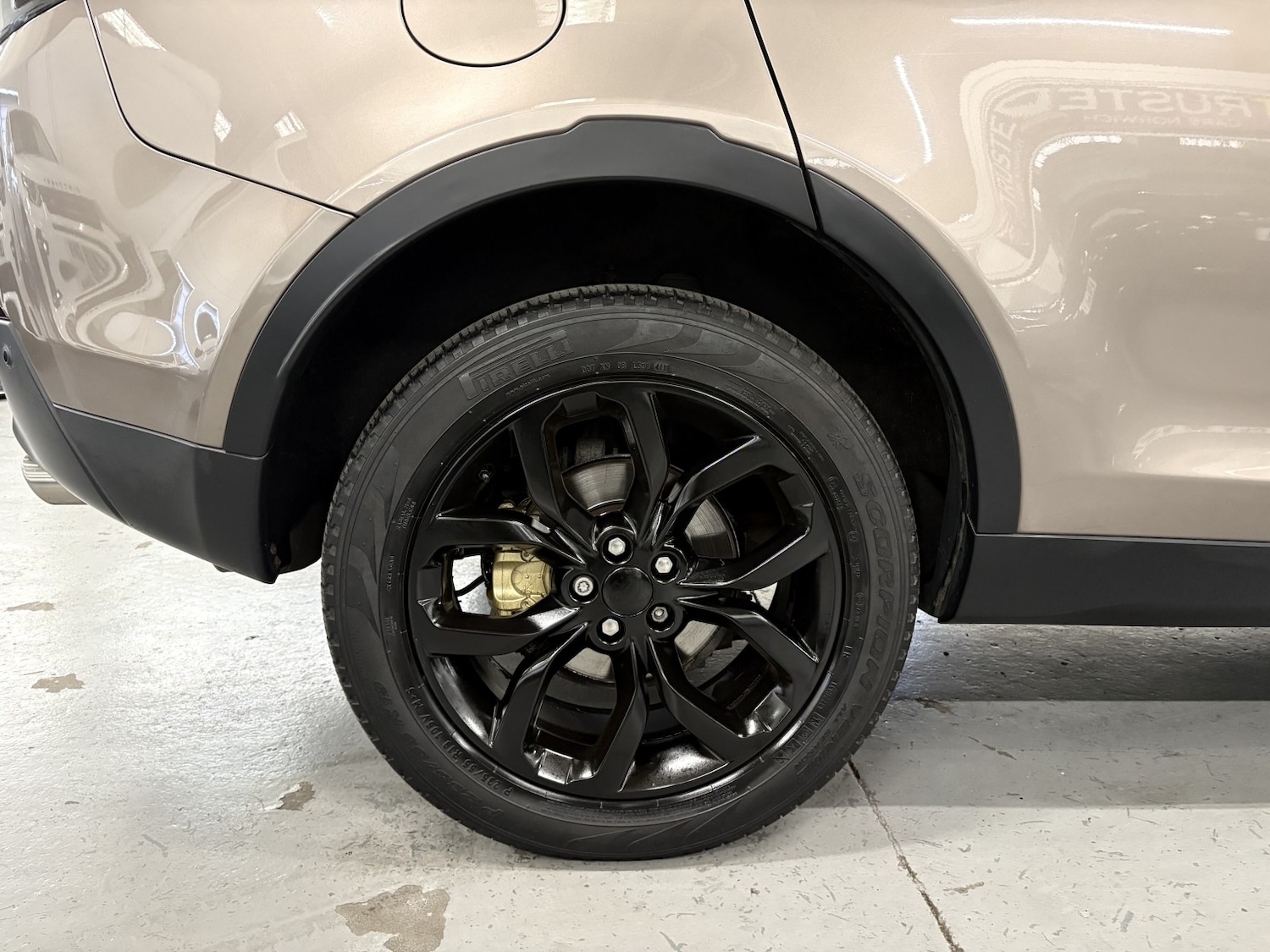 Used Land Rover Discovery Sport 2016 for sale - 78182880: Photo 20