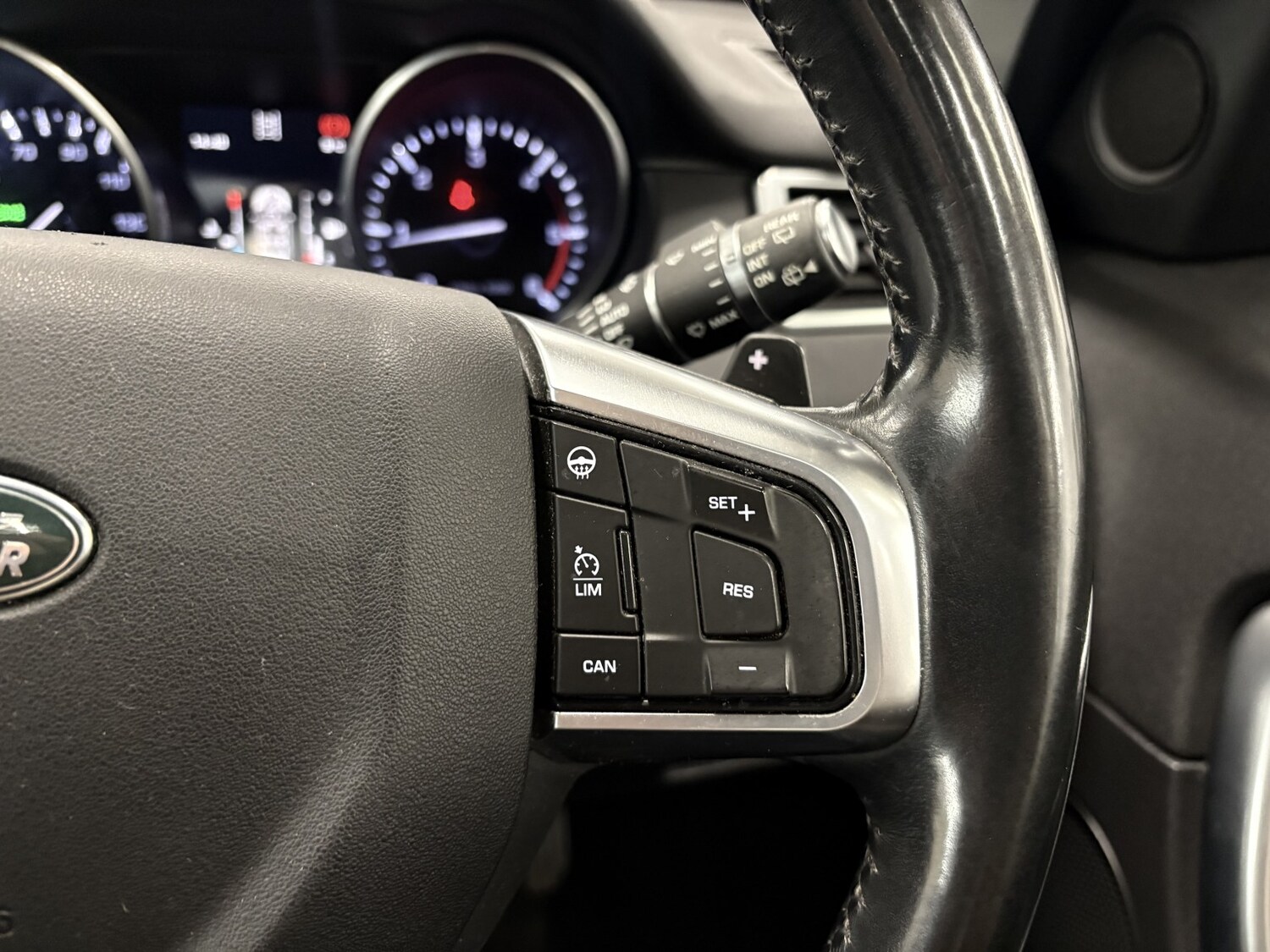 Used Land Rover Discovery Sport 2016 for sale - 78182880: Photo 48