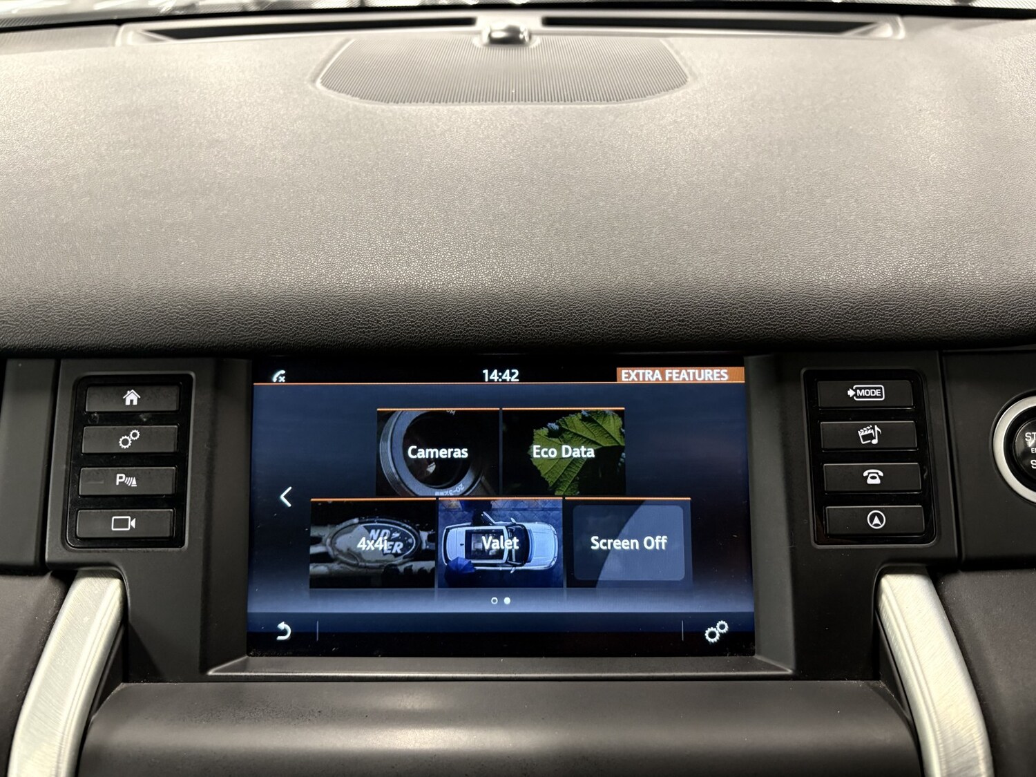 Used Land Rover Discovery Sport 2016 for sale - 78182880: Photo 63