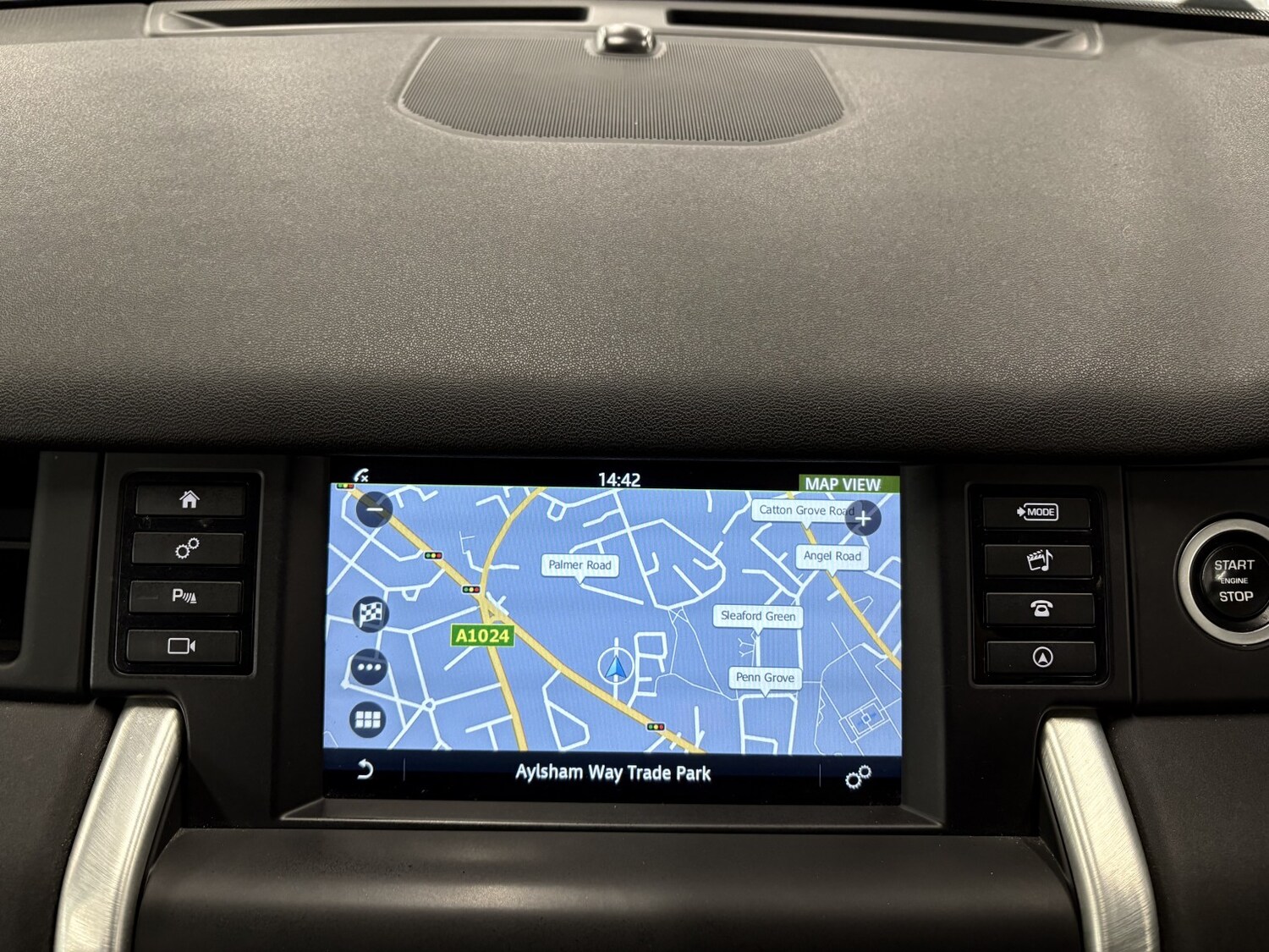 Used Land Rover Discovery Sport 2016 for sale - 78182880: Photo 64