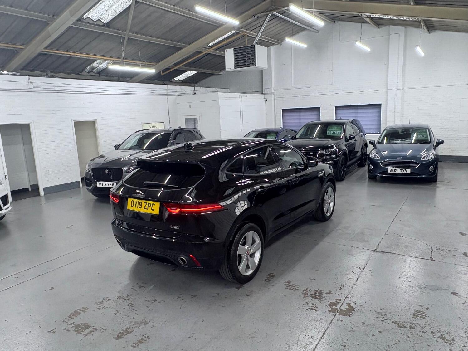 Used Jaguar E-Pace 2019 for sale - 76407621: Photo 11