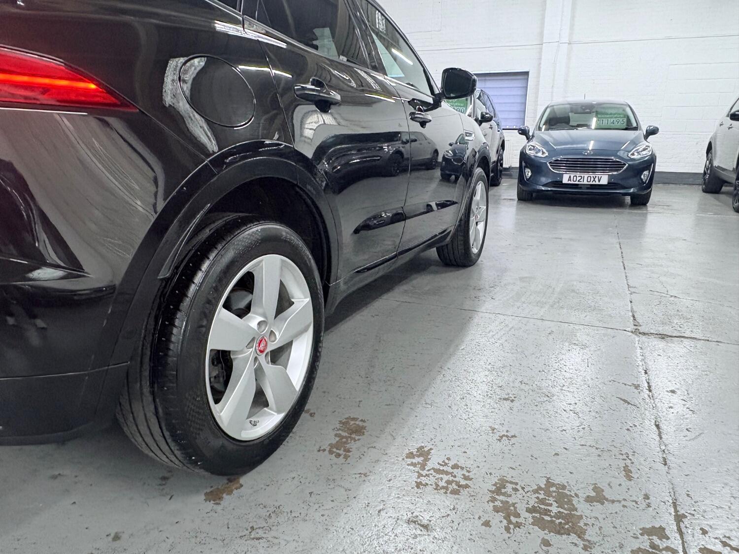 Used Jaguar E-Pace 2019 for sale - 76407621: Photo 17