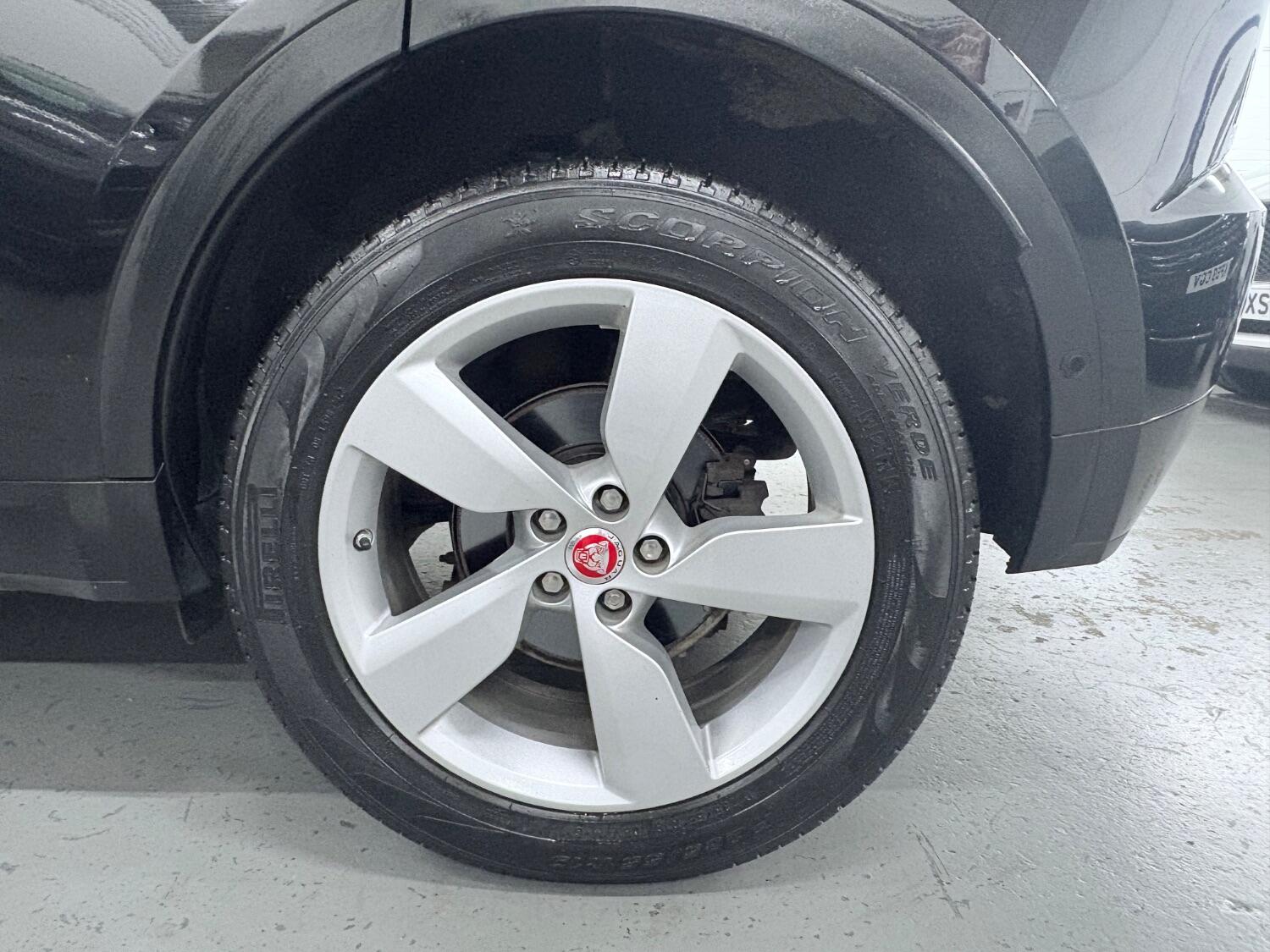 Used Jaguar E-Pace 2019 for sale - 76407621: Photo 29