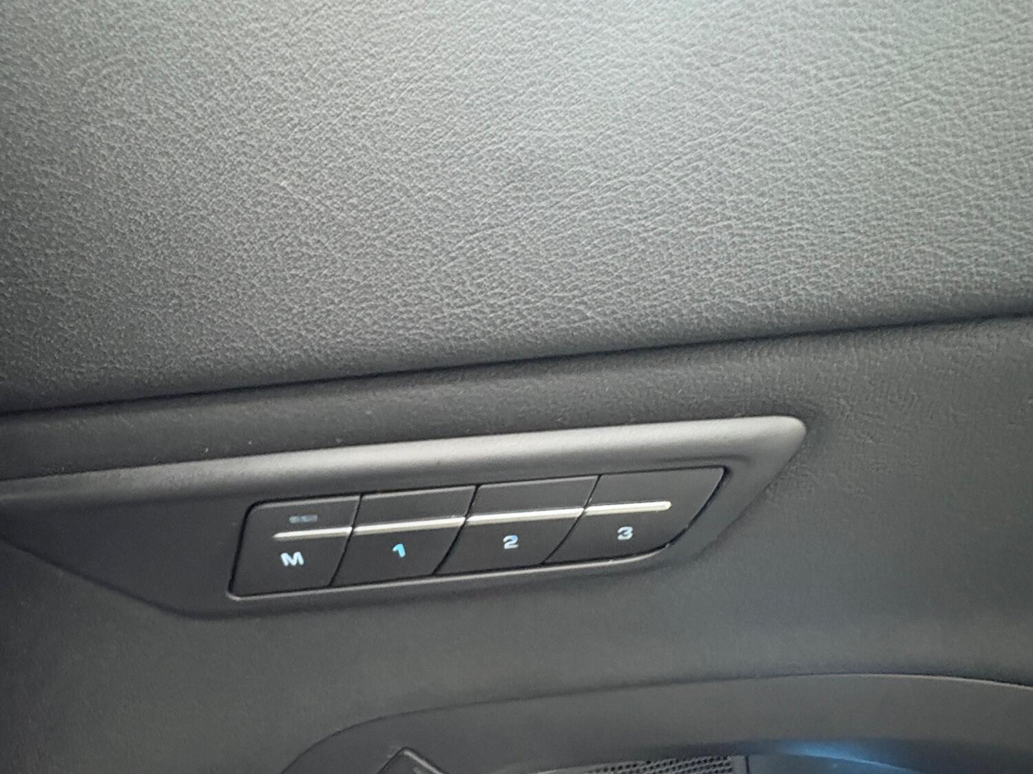 Used Jaguar E-Pace 2019 for sale - 76407621: Photo 35