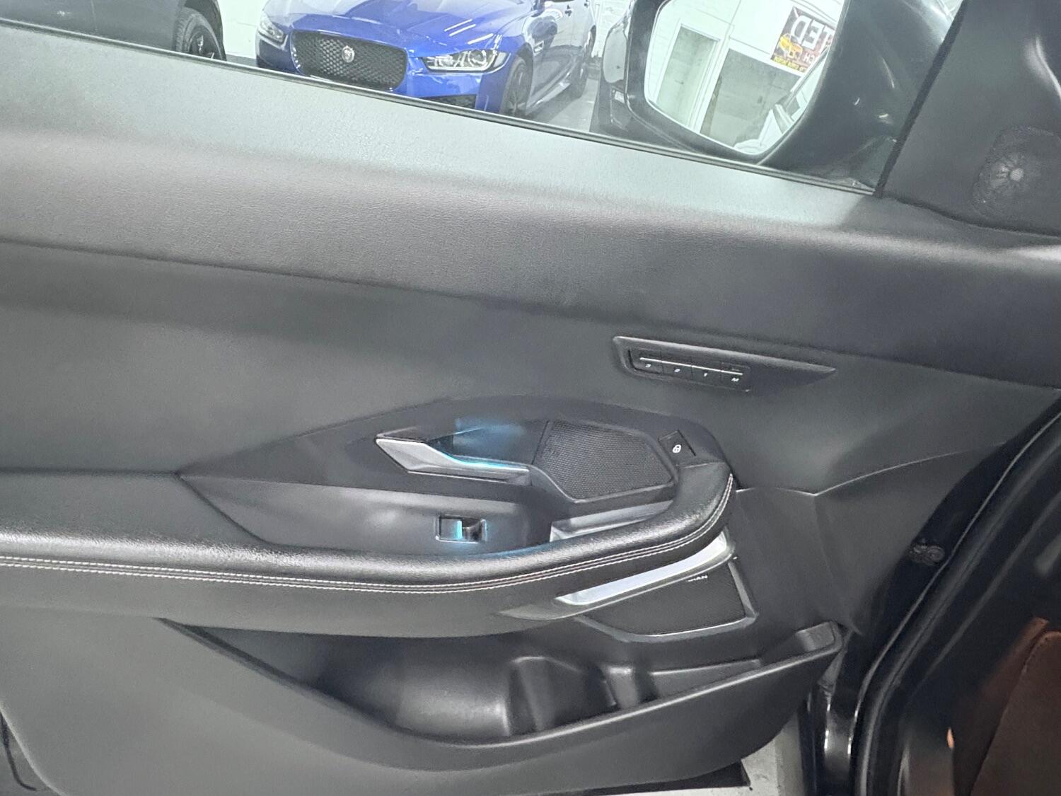 Used Jaguar E-Pace 2019 for sale - 76407621: Photo 45