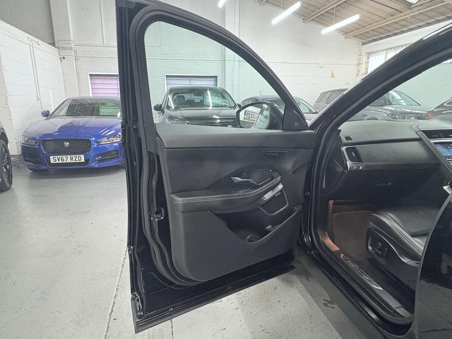 Used Jaguar E-Pace 2019 for sale - 76407621: Photo 47