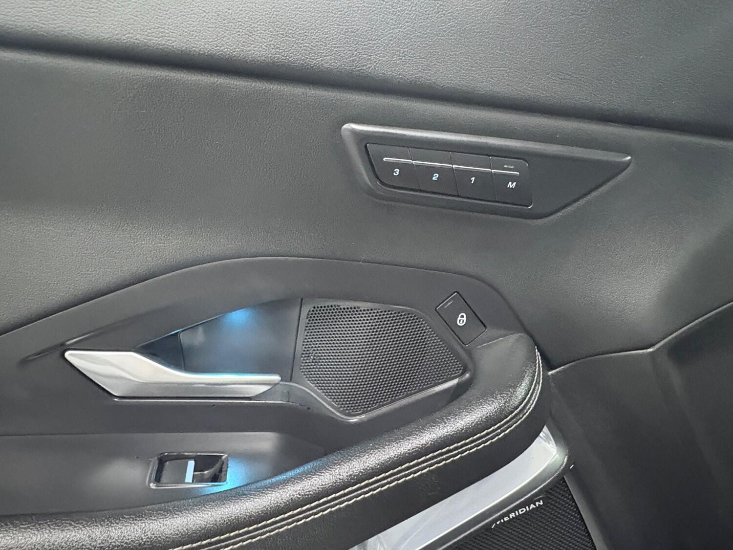 Used Jaguar E-Pace 2019 for sale - 76407621: Photo 52