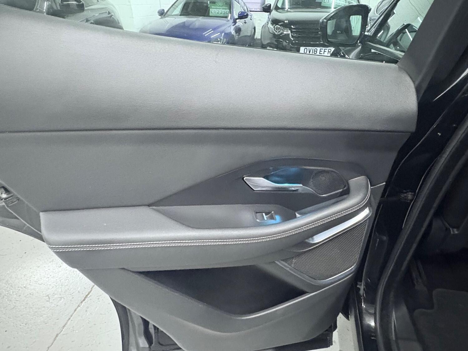 Used Jaguar E-Pace 2019 for sale - 76407621: Photo 60