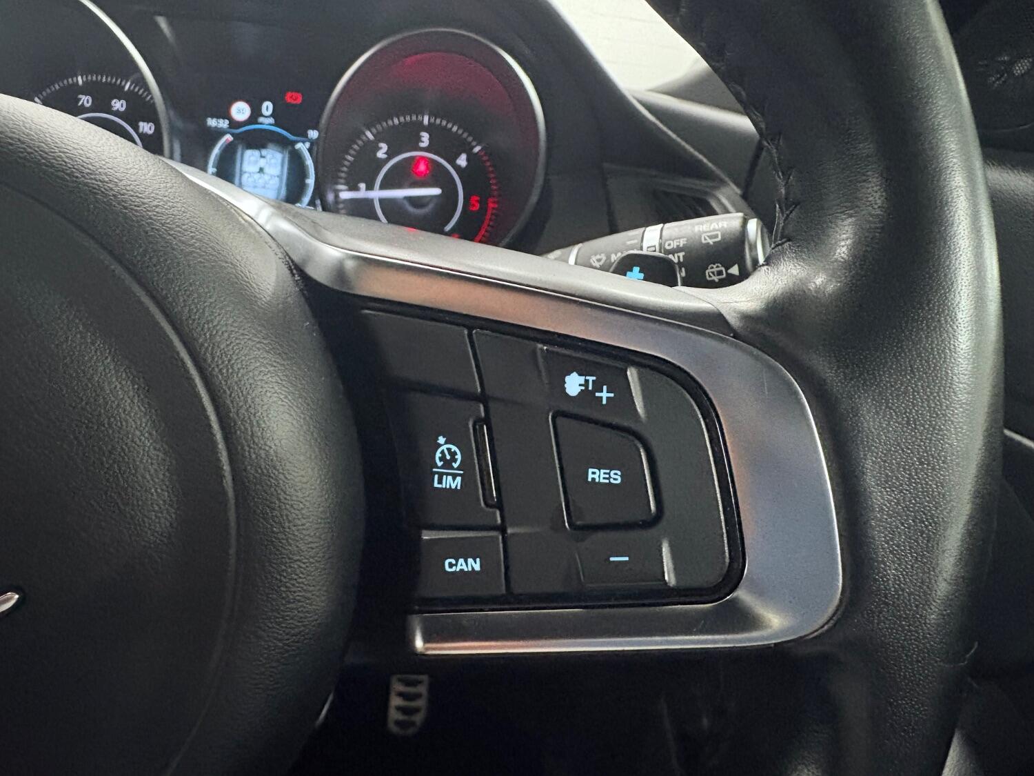 Used Jaguar E-Pace 2019 for sale - 76407621: Photo 78