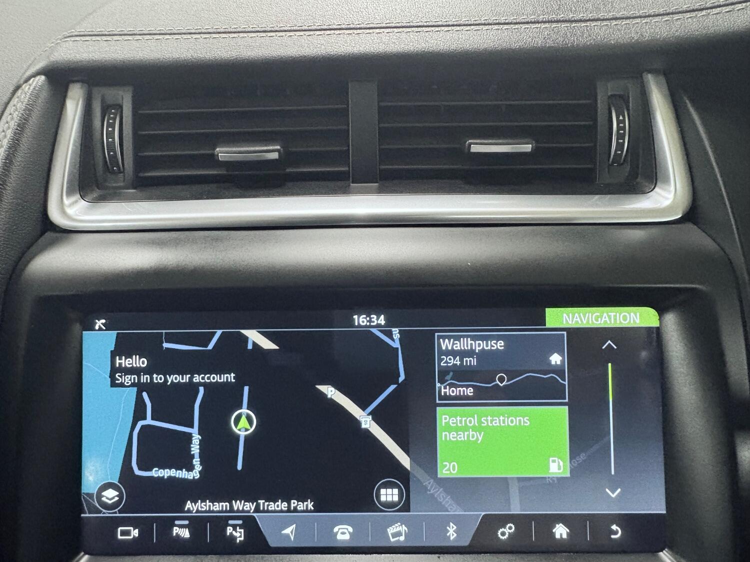 Used Jaguar E-Pace 2019 for sale - 76407621: Photo 93