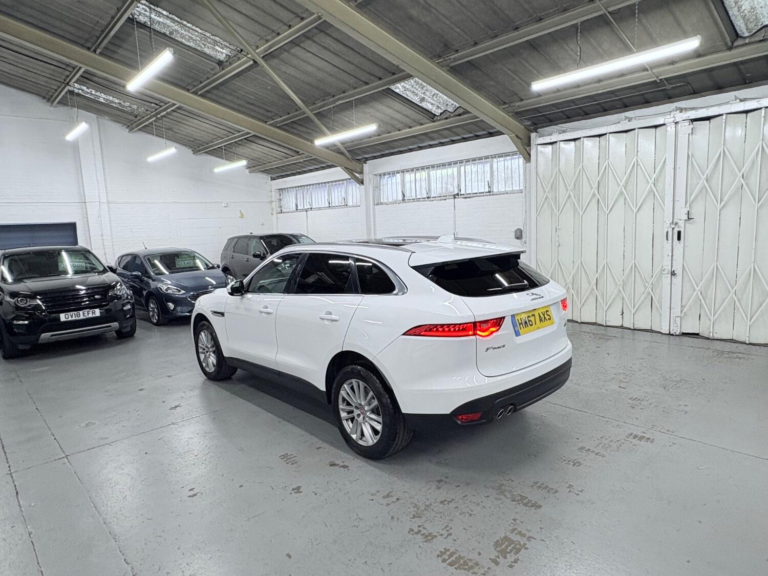 Used Jaguar F-Pace 2018 for sale - 76407483: Photo 12
