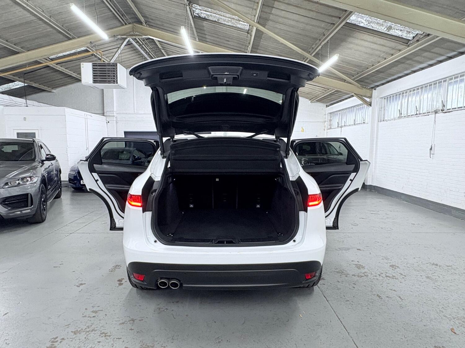 Used Jaguar F-Pace 2018 for sale - 76407483: Photo 19