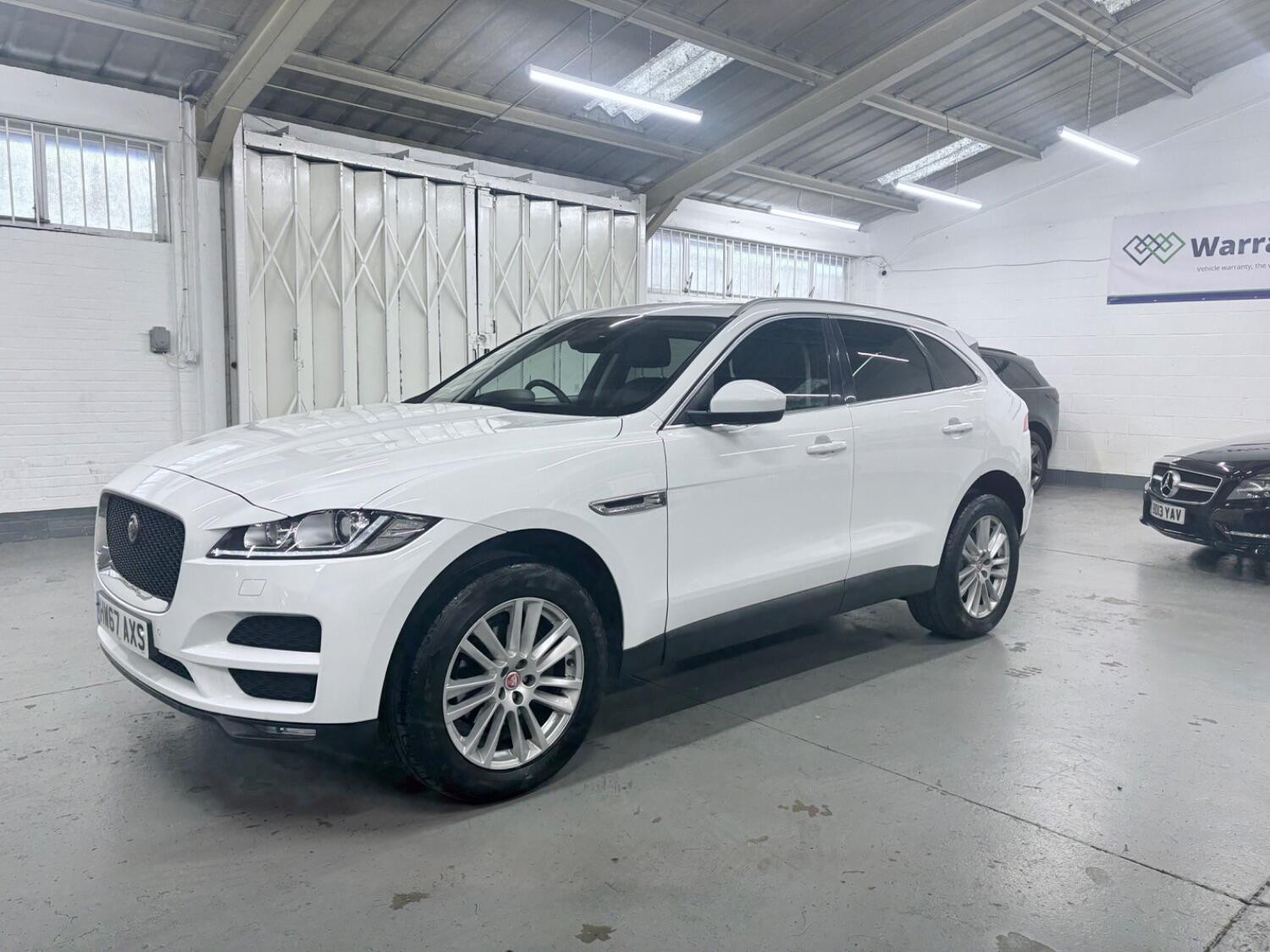 Used Jaguar F-Pace 2018 for sale - 76407483: Photo 2
