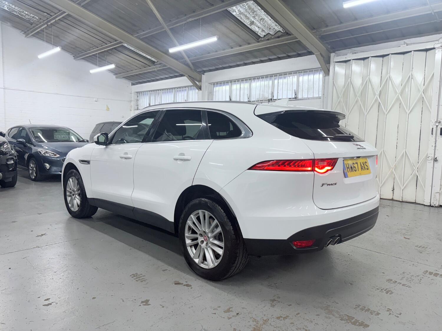 Used Jaguar F-Pace 2018 for sale - 76407483: Photo 3