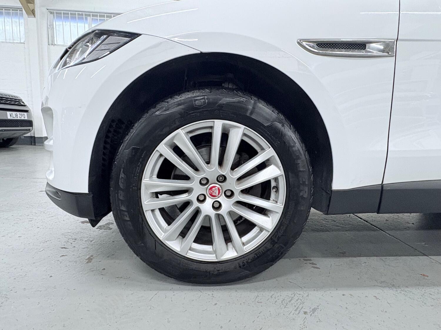 Used Jaguar F-Pace 2018 for sale - 76407483: Photo 35