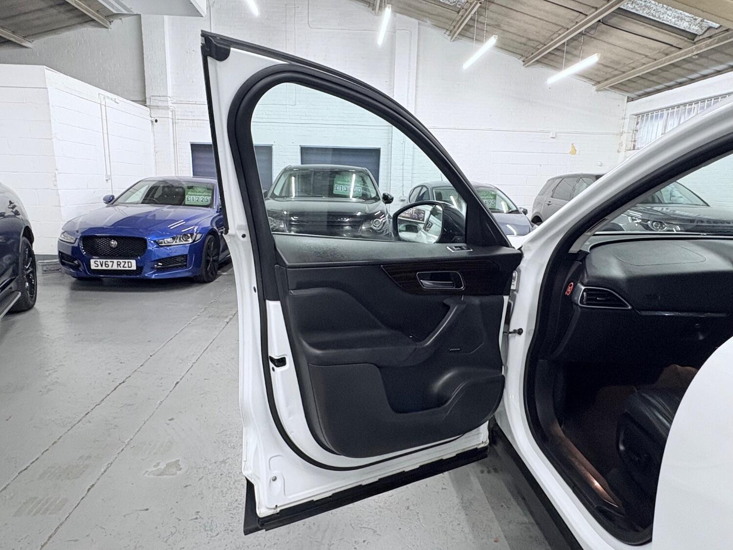 Used Jaguar F-Pace 2018 for sale - 76407483: Photo 53