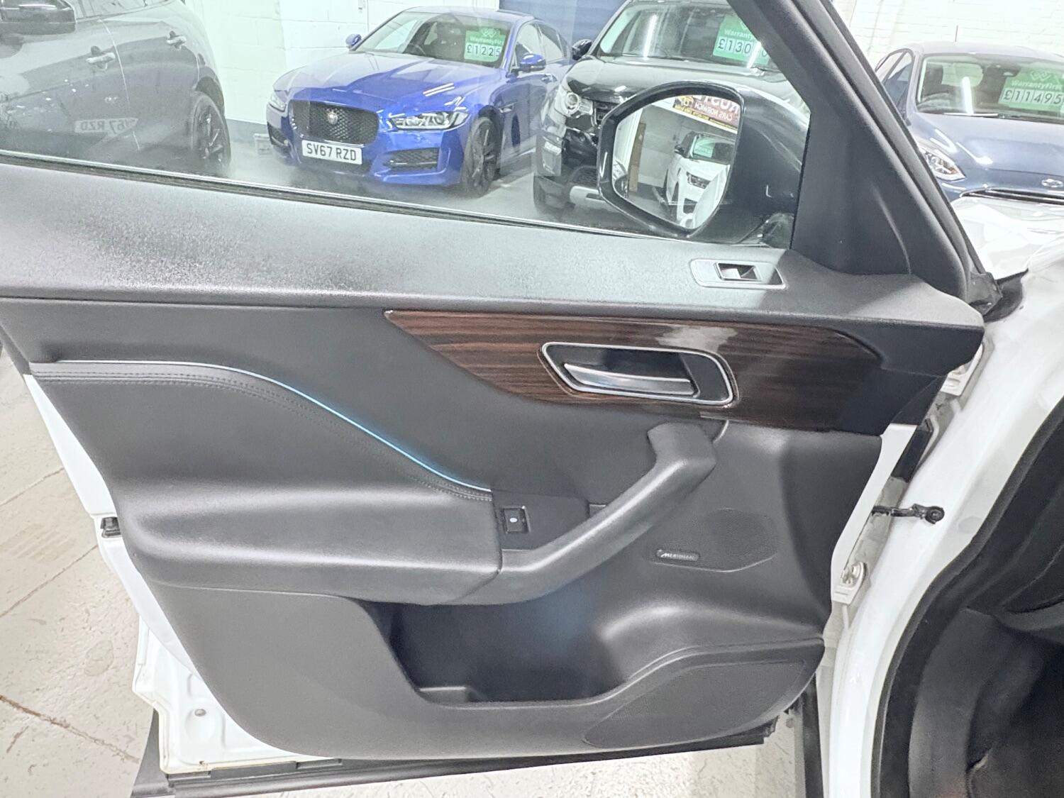 Used Jaguar F-Pace 2018 for sale - 76407483: Photo 58