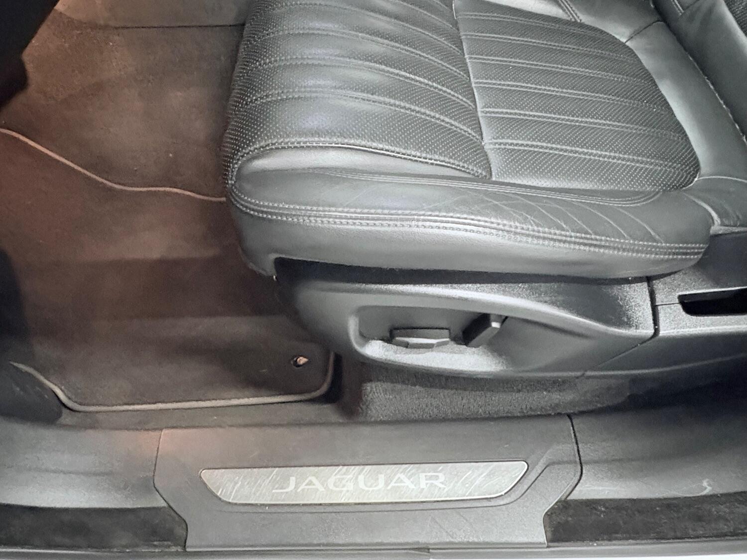 Used Jaguar F-Pace 2018 for sale - 76407483: Photo 62