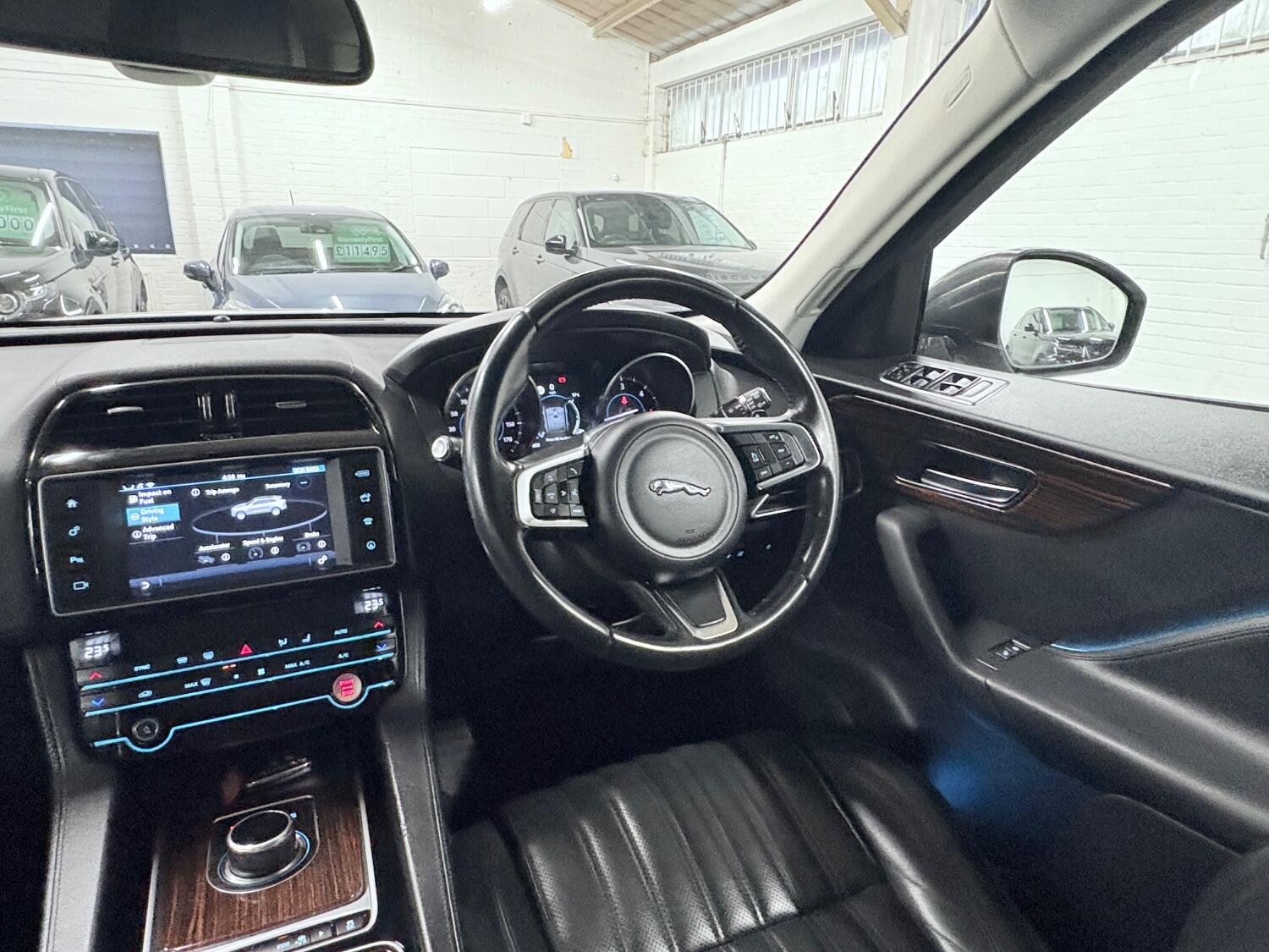 Used Jaguar F-Pace 2018 for sale - 76407483: Photo 80