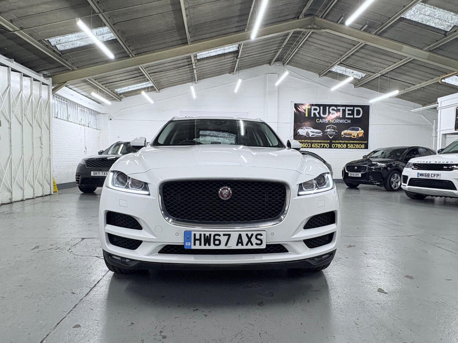 Used Jaguar F-Pace 2018 for sale - 76407483: Photo 9