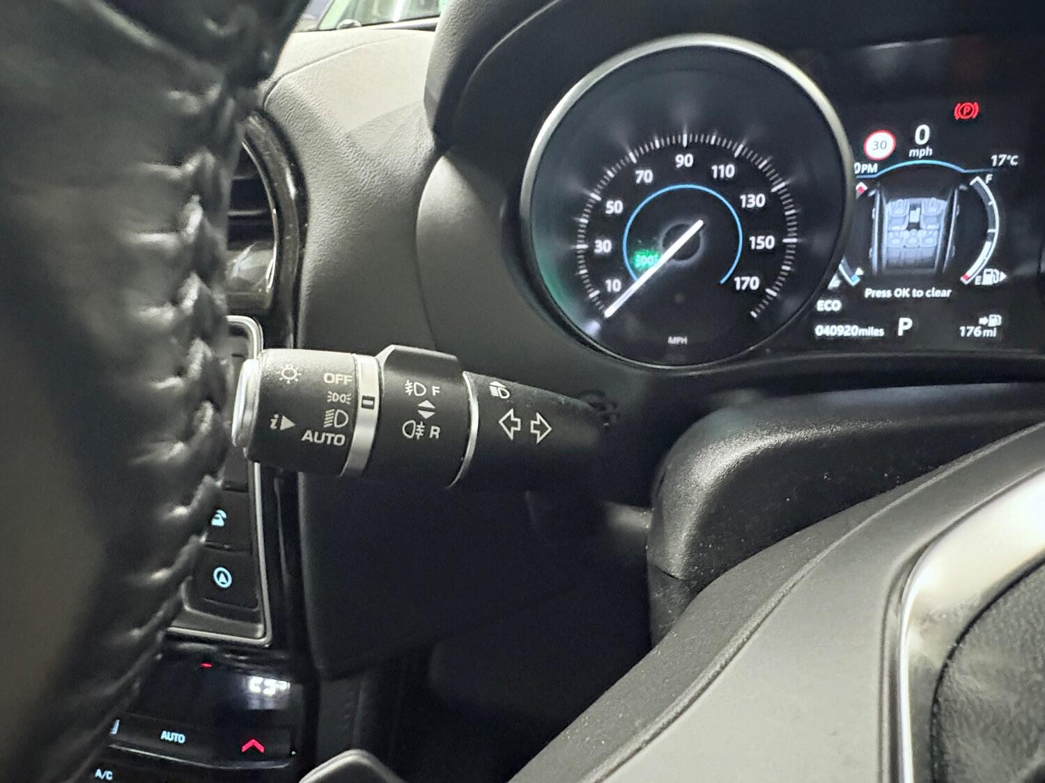 Used Jaguar F-Pace 2018 for sale - 76407483: Photo 97