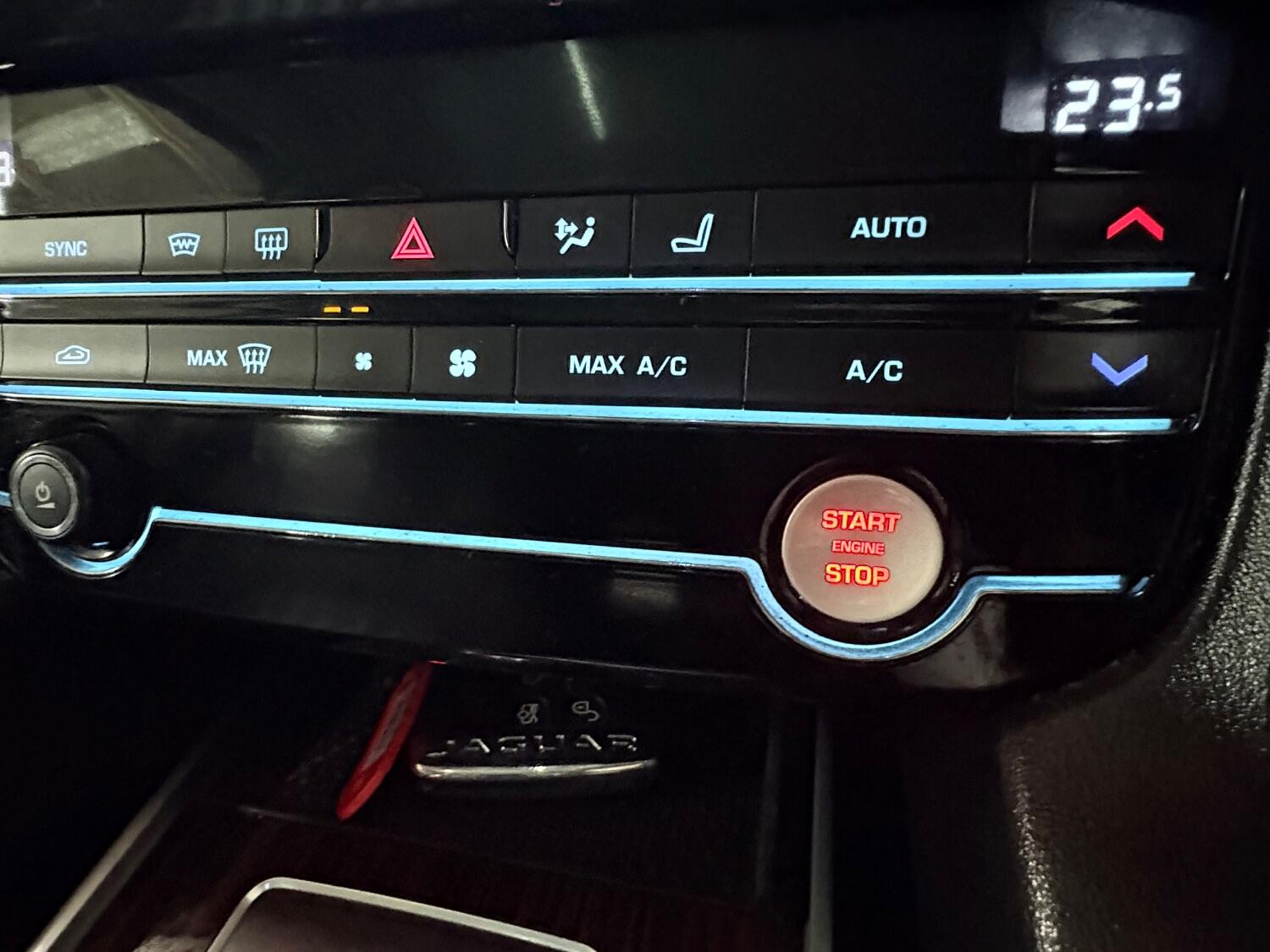 Used Jaguar F-Pace 2018 for sale - 76407483: Photo 99