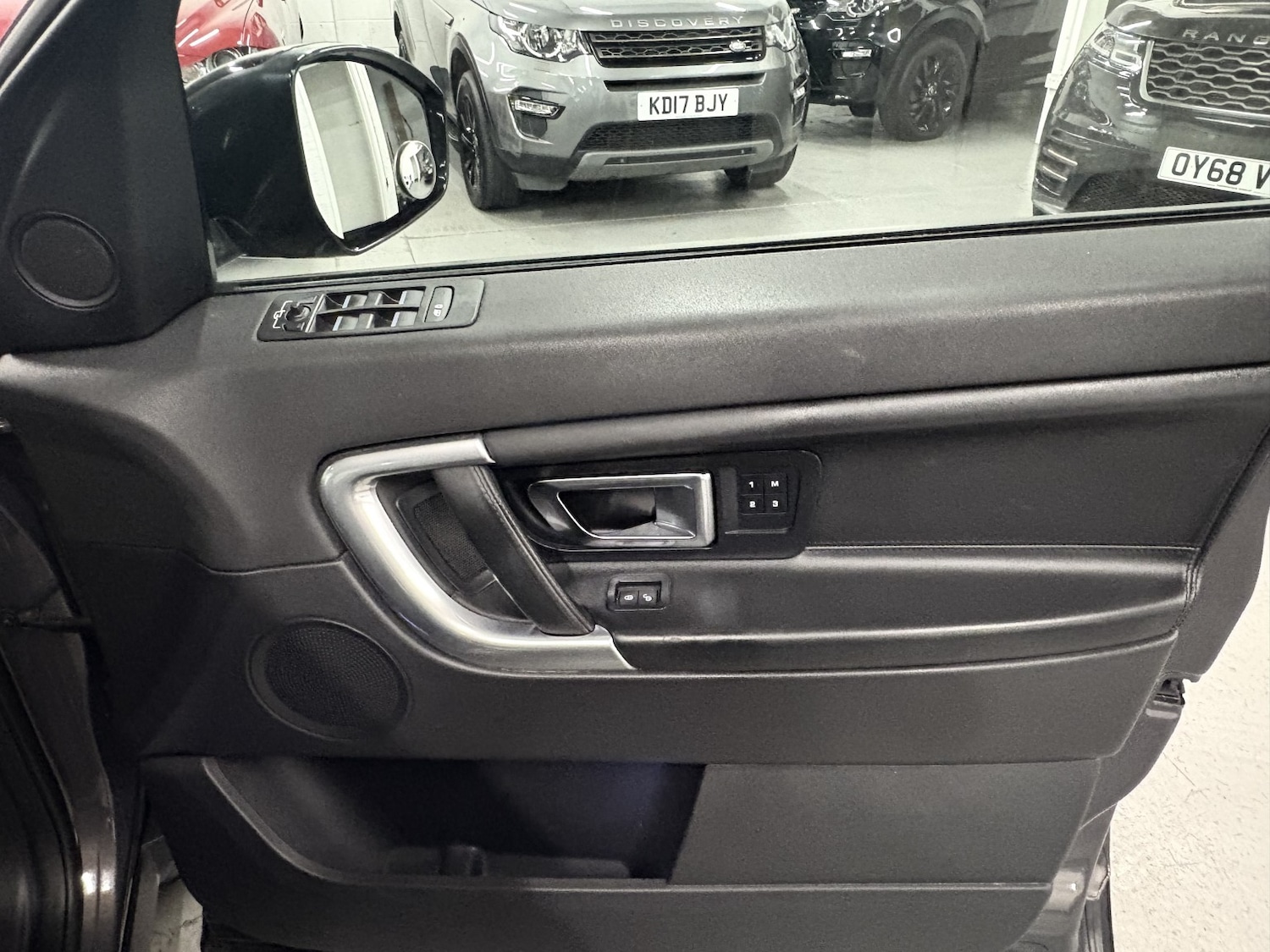 Used Land Rover Discovery Sport 2016 for sale - 77028020: Photo 35