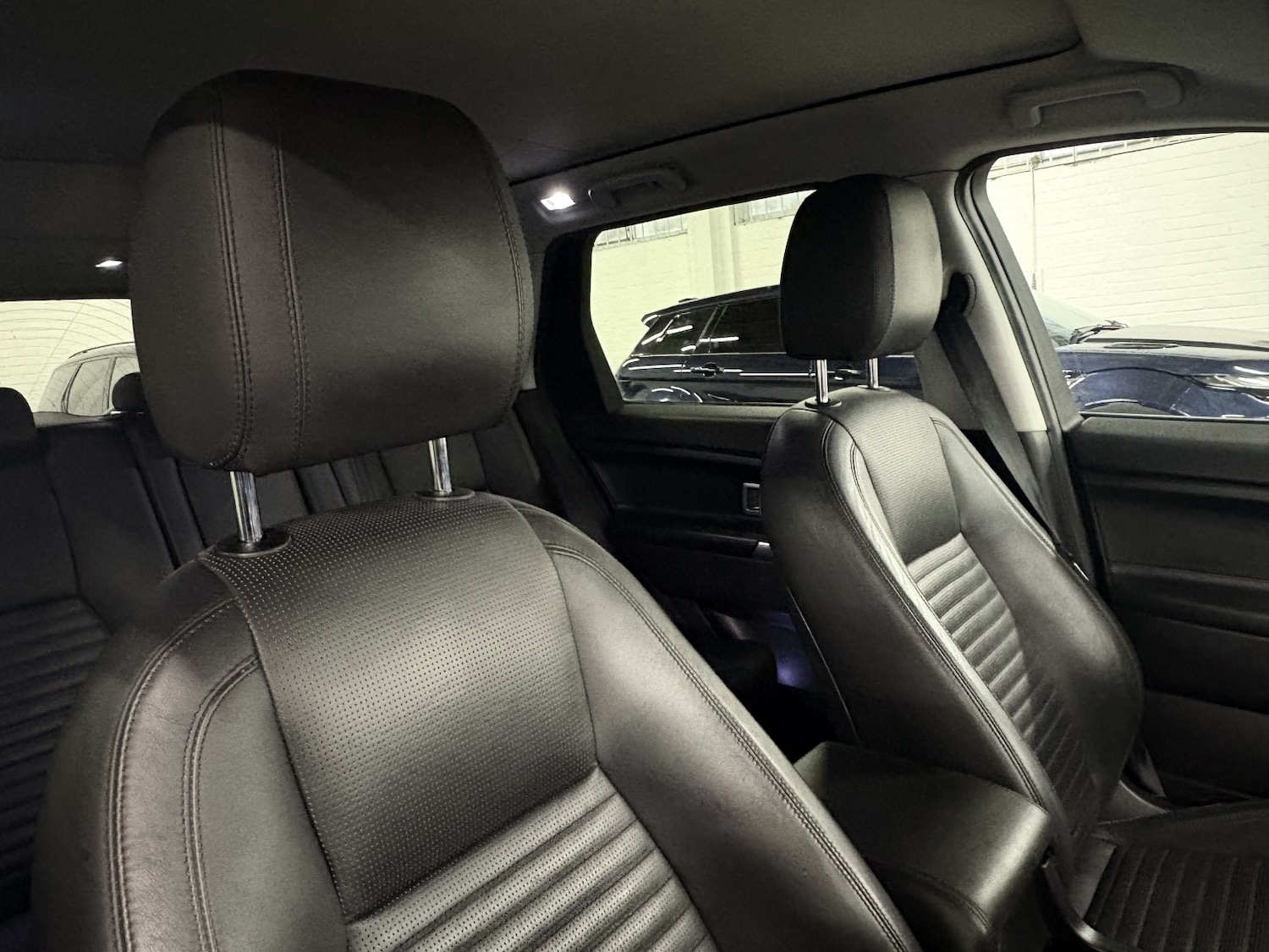 Used Land Rover Discovery Sport 2016 for sale - 77028020: Photo 42