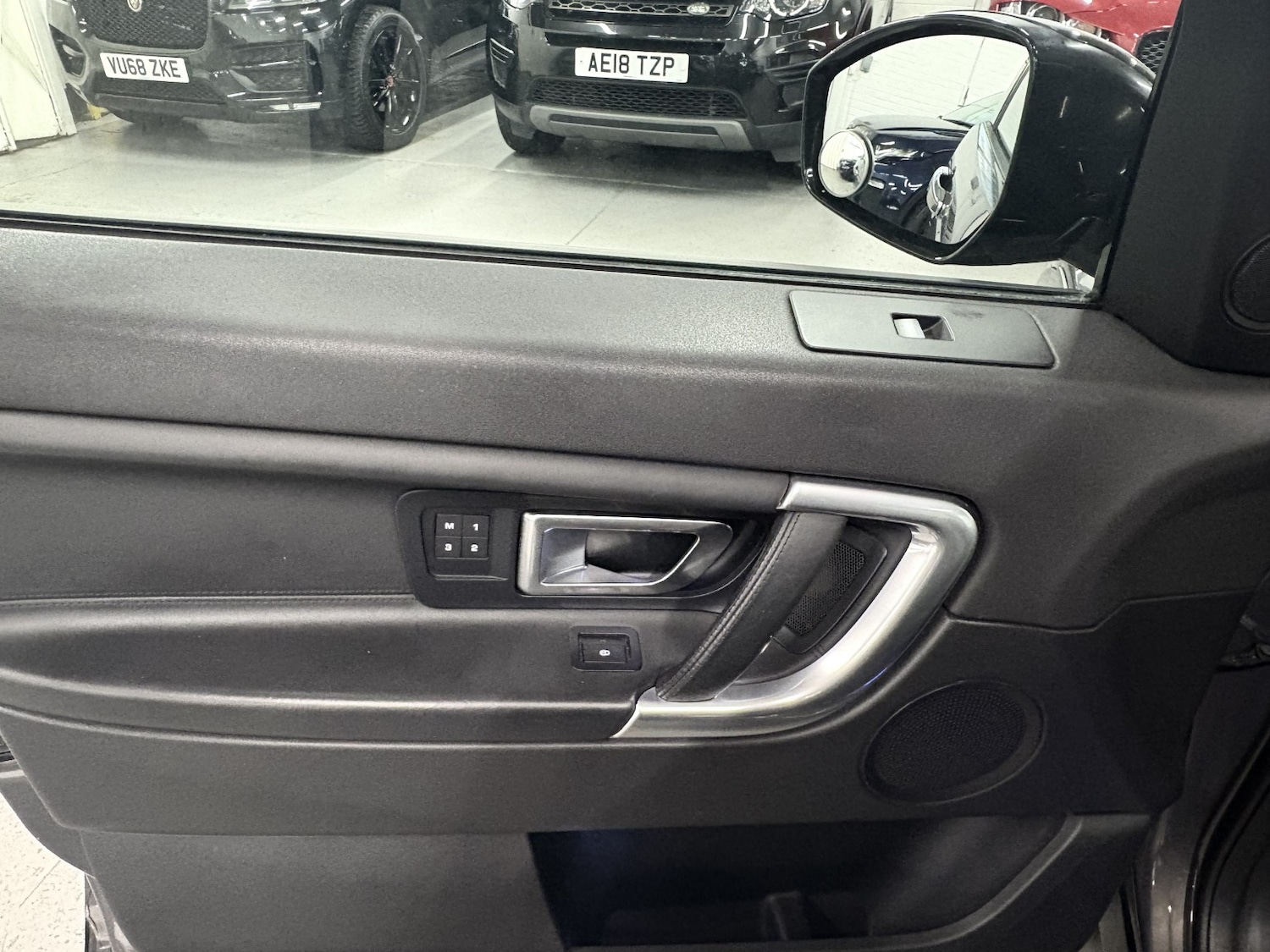 Used Land Rover Discovery Sport 2016 for sale - 77028020: Photo 51