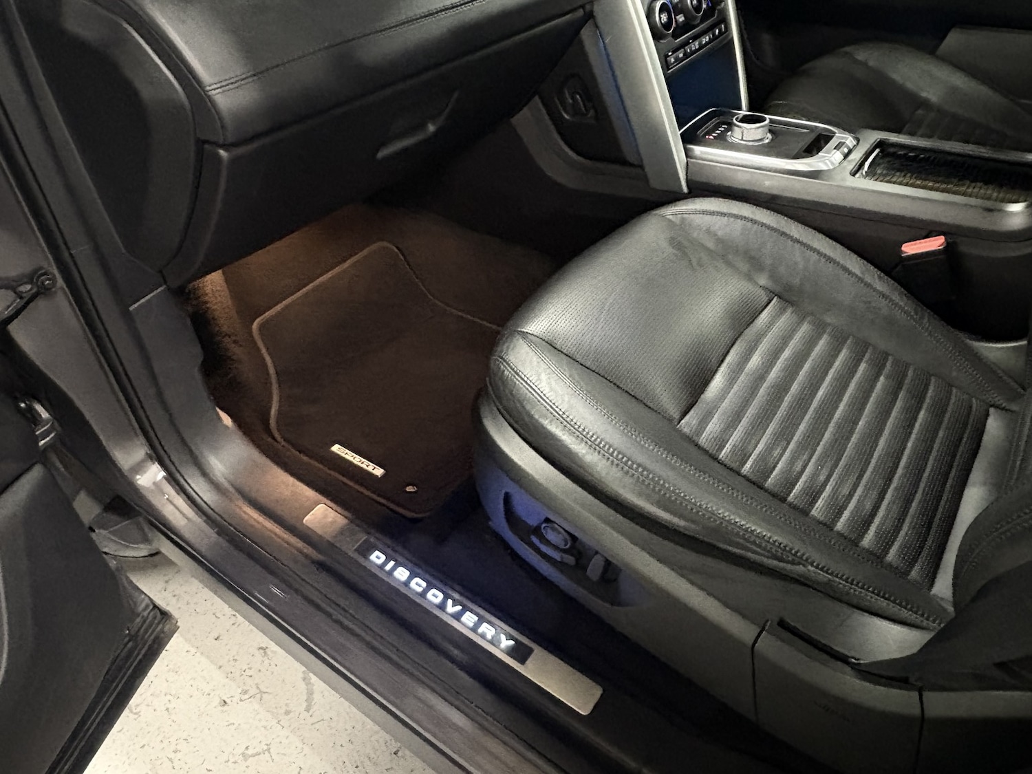 Used Land Rover Discovery Sport 2016 for sale - 77028020: Photo 53