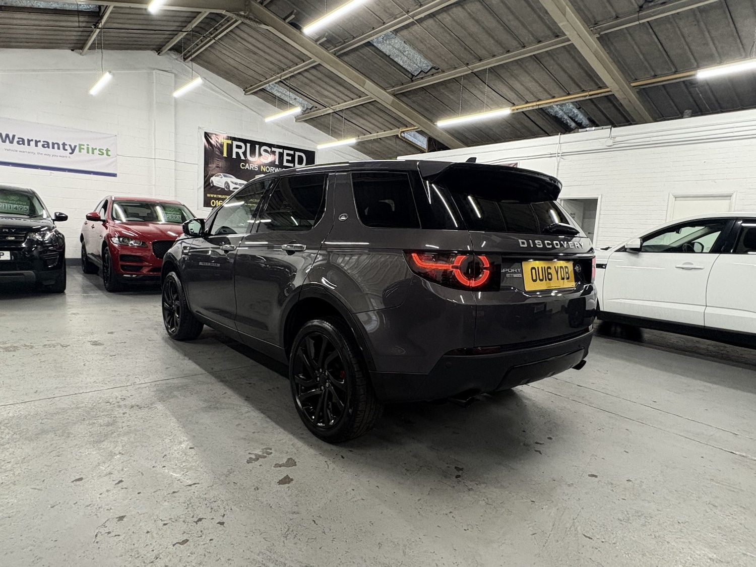 Used Land Rover Discovery Sport 2016 for sale - 77028020: Photo 6