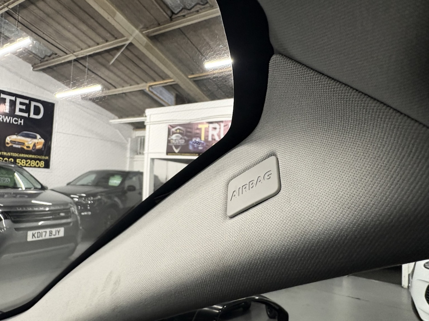 Used Land Rover Discovery Sport 2016 for sale - 77028020: Photo 87