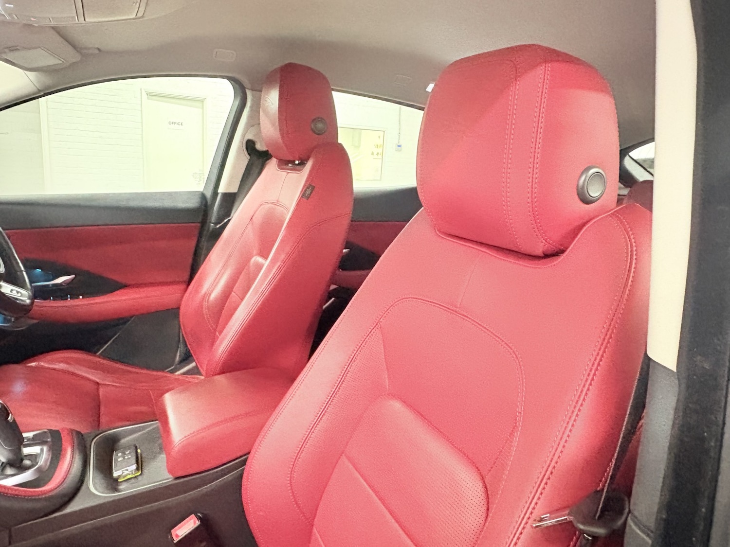 Used Jaguar E-Pace 2019 for sale - 77595422: Photo 45