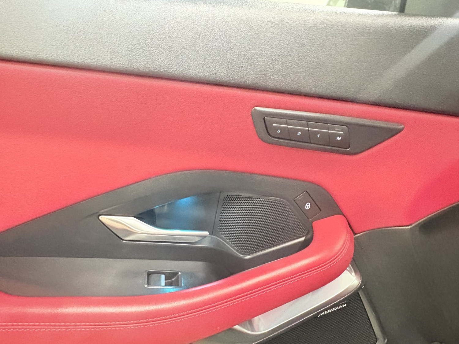 Used Jaguar E-Pace 2019 for sale - 77595422: Photo 47