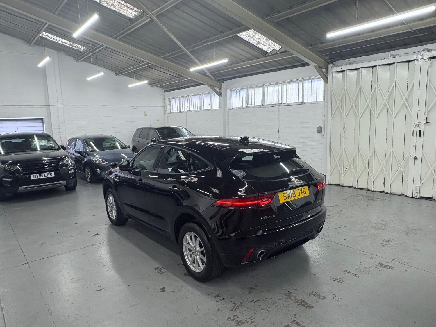 Used Jaguar E-Pace 2019 for sale - 76407589: Photo 10